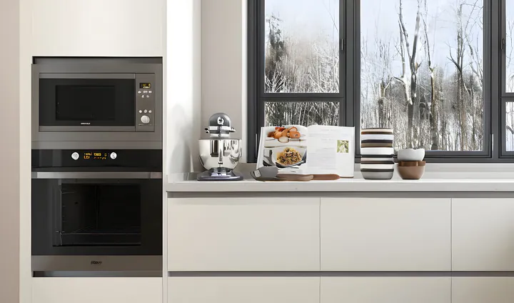 Кухня Brown Gloss 2