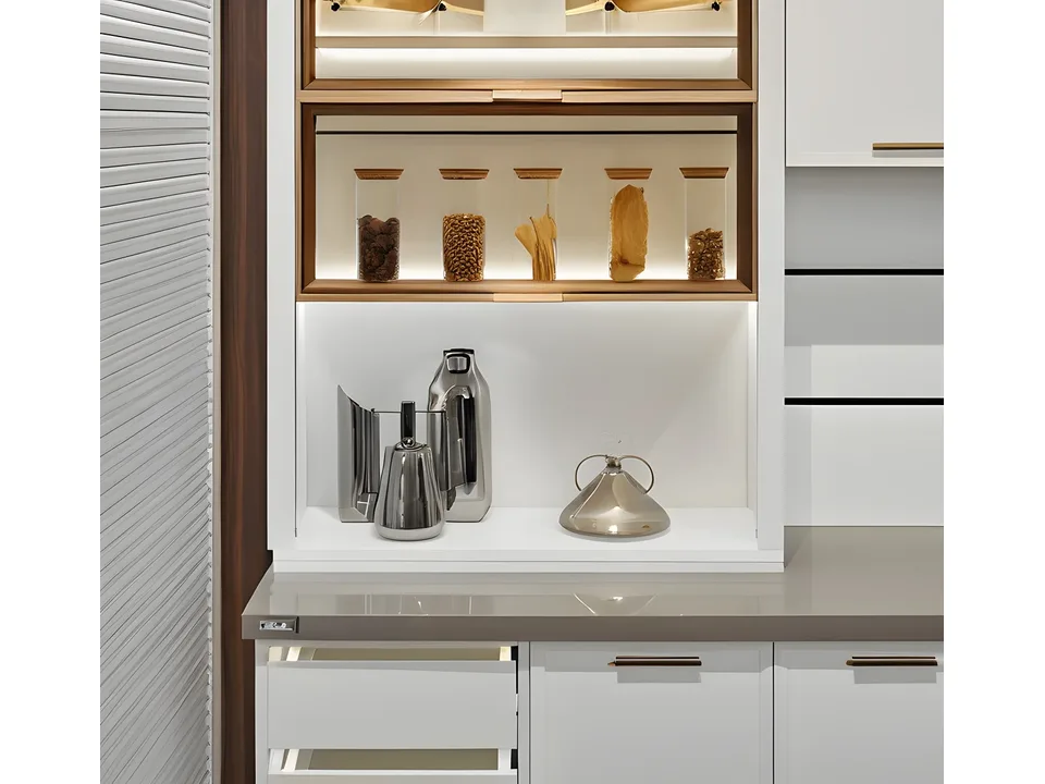 Кухня Gold White 3